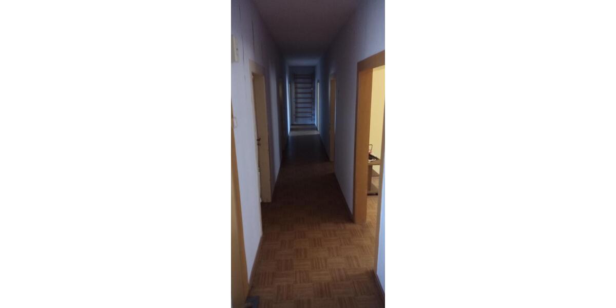 Mehrfamilienhaus, Wohnhaus Karsbach - 10 Zimmer, 210 m&sup2;, 270.000&euro; | Angebot:24627026
