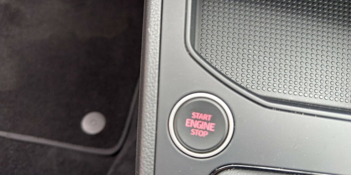 Seat Ibiza Style 40th Annivers.*LED/Navi-App/Kamera/Key 12.689 km 17.790 &euro; Bamberg 96052