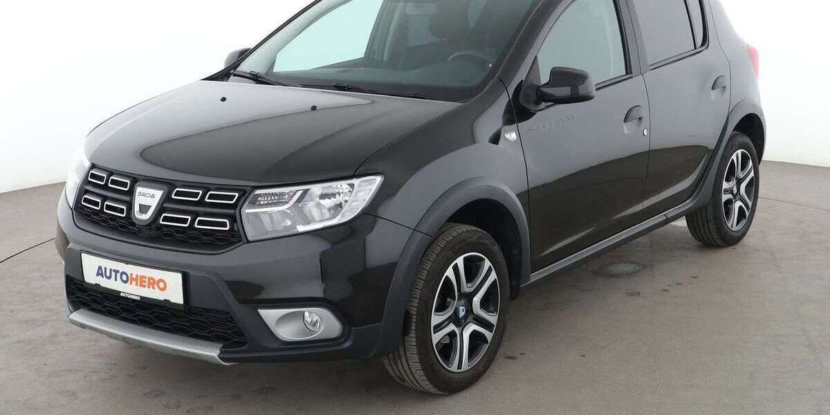 Dacia Sandero 27.953 km 15.230 &euro; Köln 50739