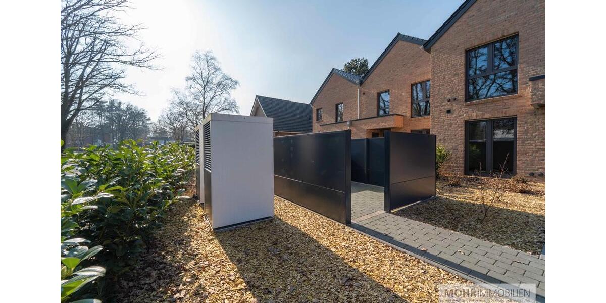 Reihenhaus Oldenburg Kreyenbrück - 4 Zimmer, 135 m&sup2;, 1.550&euro; | Angebot:26291541