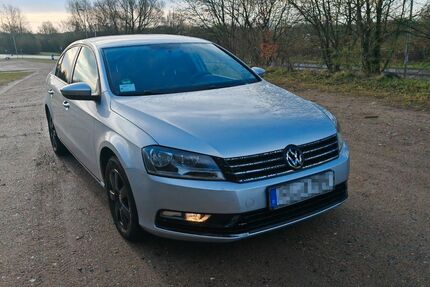 VW Passat 228.000 km 6.299 &euro; Flensburg 24937