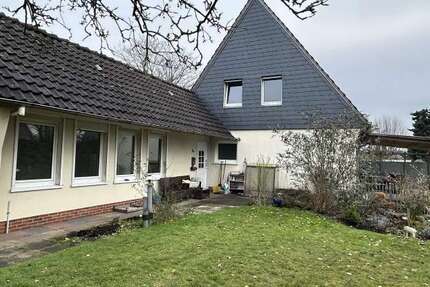 Haus zum Mieten in Rastede 1.390 € 160 m² 6 zimmer