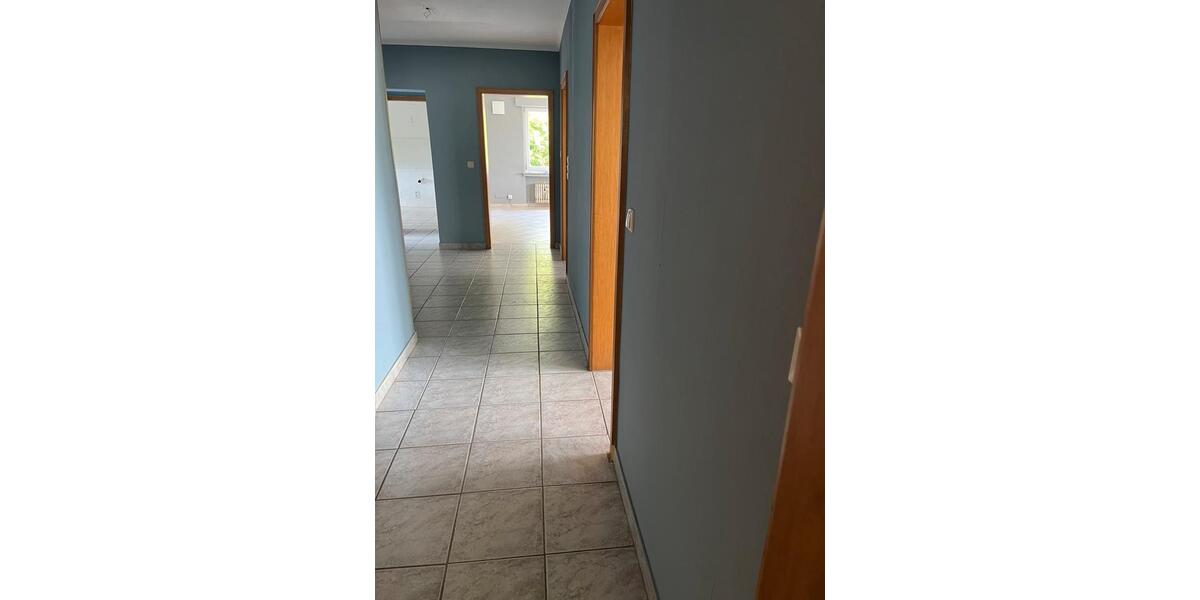Erdgeschoßwohnung Schleiden - 4 Zimmer, 92 m&sup2;, 840&euro; | Angebot:26546013