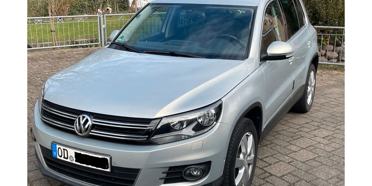 VW Tiguan 142.500 km 9.950 &euro; Bad Oldesloe 23843