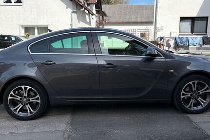 Opel Insignia 173.600 km 10.200 &euro; Cham 93413