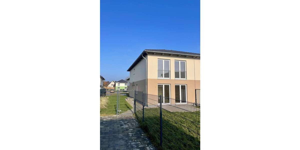 Einfamilienhaus Schöneiche bei Berlin - 6 Zimmer, 140 m&sup2;, 1.950&euro; | Angebot:26013221