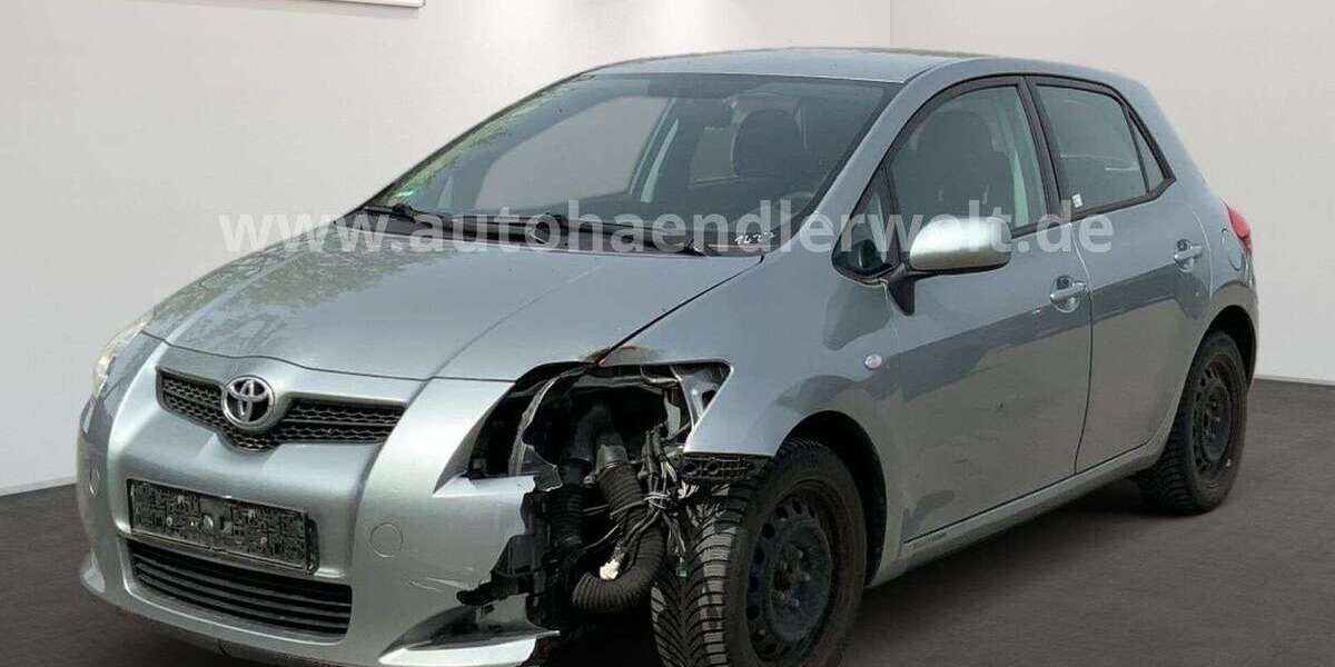 Toyota Auris 167.590 km 2.999 &euro; Sandersdorf-Brehna 06796