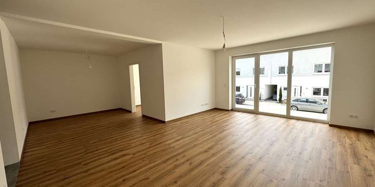 Etagenwohnung Graben-Neudorf Neudorf - 6.5 Zimmer, 153 m&sup2;, 2.100&euro; | Angebot:25280699