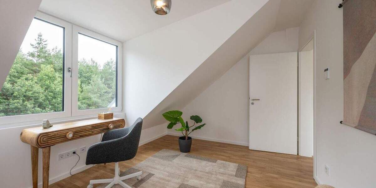 Doppelhaushälfte Erkner Hohenbinde - 4 Zimmer, 125 m&sup2;, 1.950&euro; | Angebot:25711898