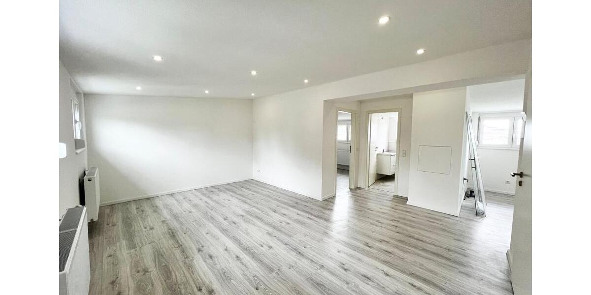 Dreifamilienhaus mit sonnigem Garten 8 zimmer