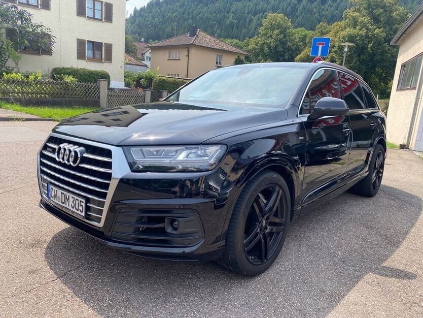 Q7