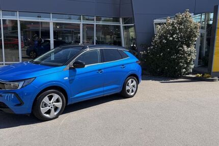 Opel Grandland (X) 6.399 km 30.990 &euro; Großbottwar 71723