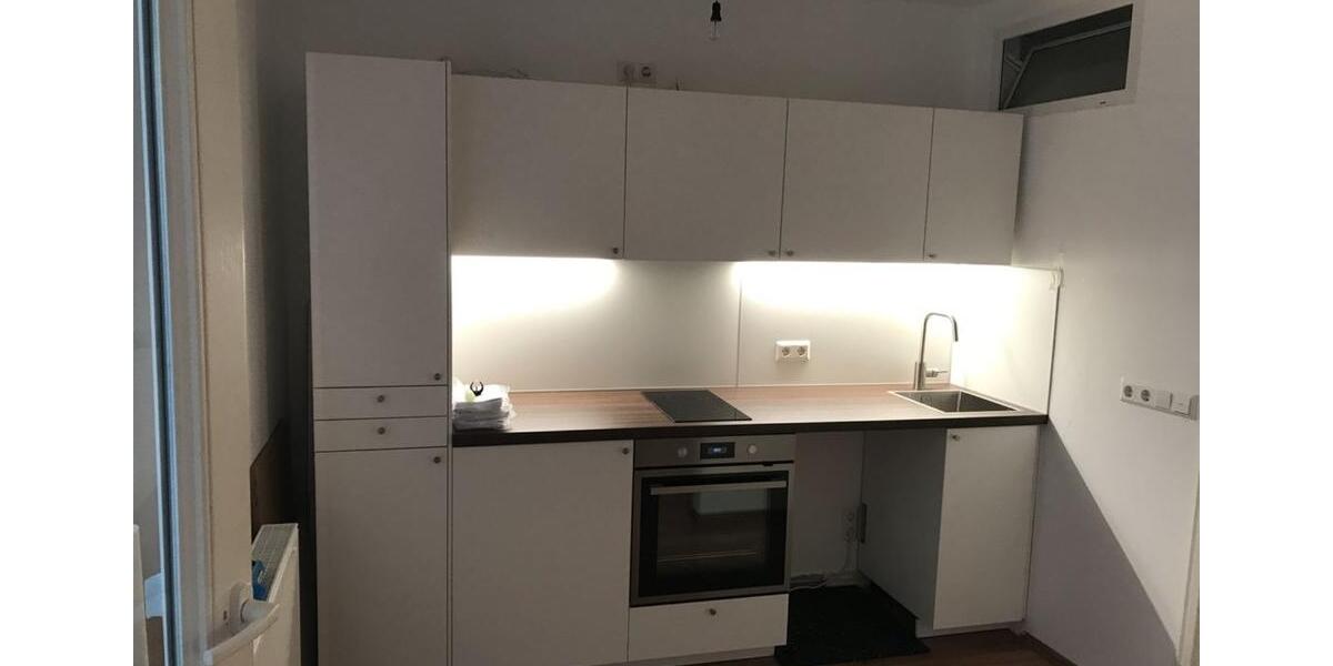 Modernisierte 1-Zimmer-Wohnung mit Balkon und neuer Einbauküche a 1 zimmer