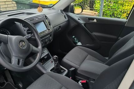 VW Tiguan 142.000 km 10.399 &euro; Sankt Augustin 53757