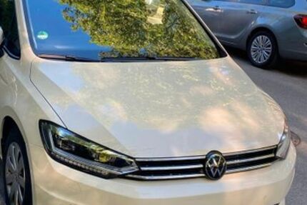 VW Touran 52.000 km 26.300 &euro; DACHAU 85221
