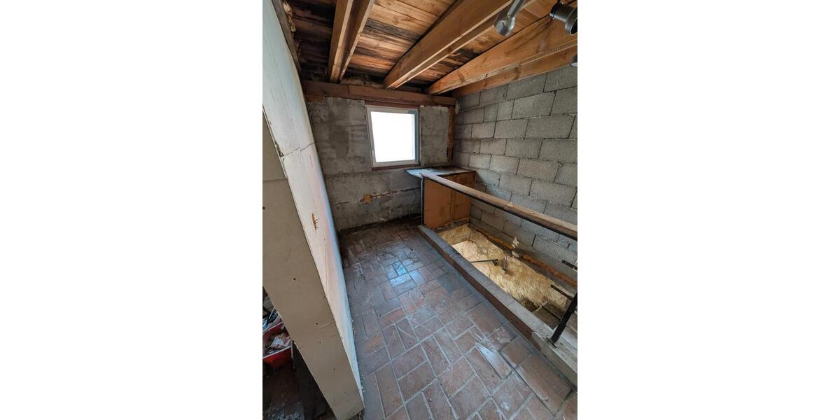 Mehrfamilienhaus, Wohnhaus Schnaittenbach - 5 Zimmer, 160 m&sup2;, 215.000&euro; | Angebot:27209500