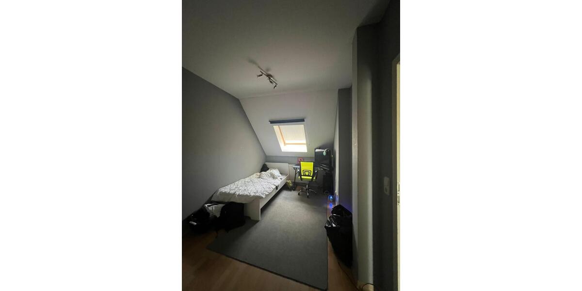 Reihenhaus Aschaffenburg Damm - 5 Zimmer, 132 m&sup2;, 330.000&euro; | Angebot:24995568