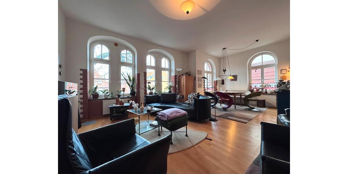 Erdgeschoßwohnung Schwerin Altstadt - 2 Zimmer, 82 m&sup2;, 750&euro; | Angebot:25264640