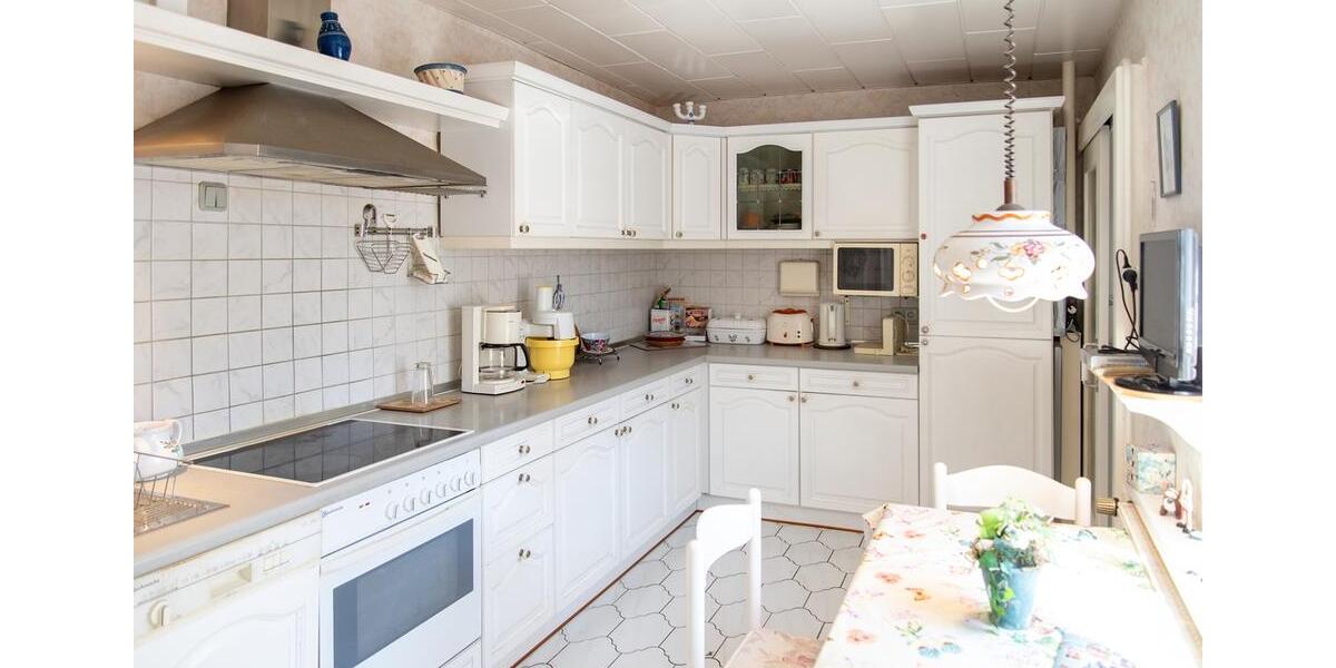 Reihenhaus Hettstedt - 5 Zimmer, 167 m&sup2;, 155.000&euro; | Angebot:26232741