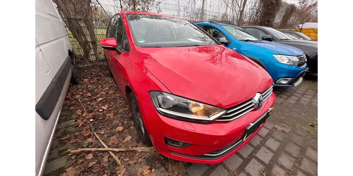 VW Golf Sportsvan 103.000 km 9.999 &euro; Ditzingen 71254