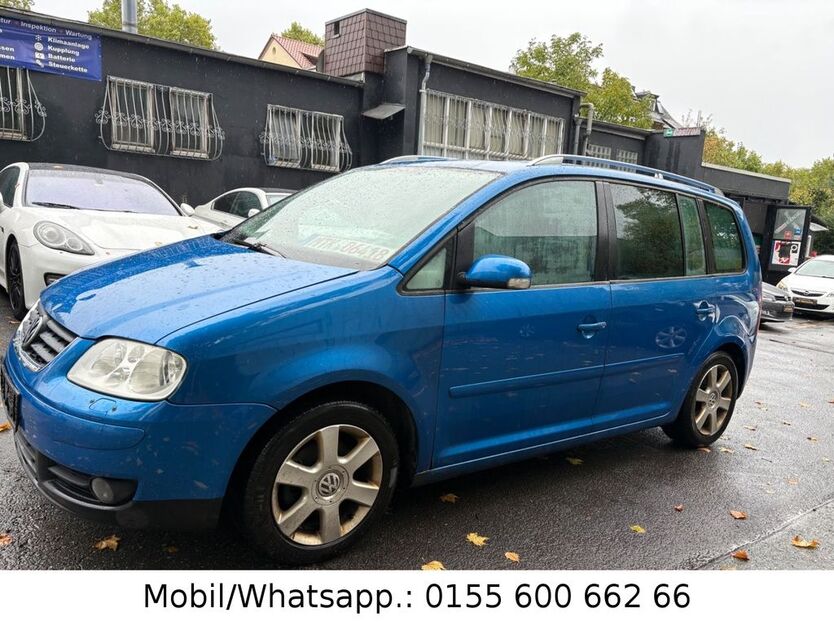 VW Touran 450.000 km 1.499 € Frankfurt am Main 60431