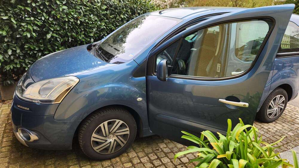 Citroen Berlingo 149.000 km 5.950 &euro; München, Landeshauptstadt 81249