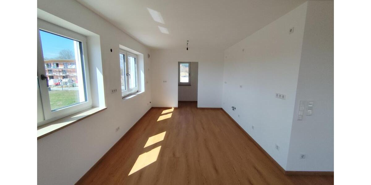 Mehrfamilienhaus, Wohnhaus Ehekirchen - 6 Zimmer, 170 m&sup2;, 1.700&euro; | Angebot:26399722