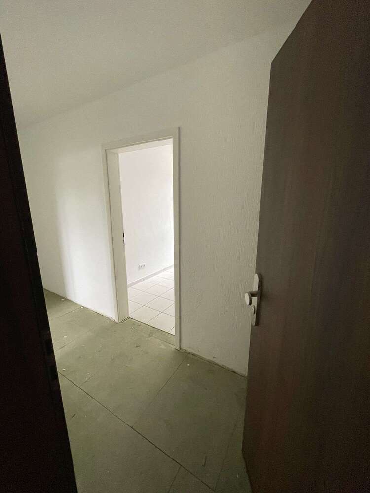 Wohnung zum Mieten in Oberhausen 570 € 81.52 m²
