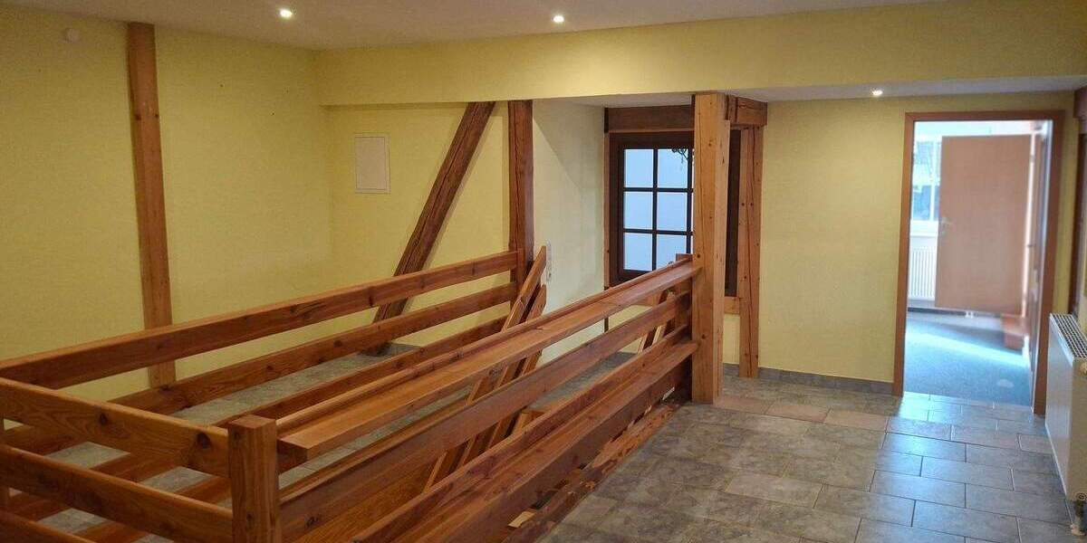 Bauernhaus, Landhaus Remmels - 8 Zimmer, 300 m&sup2;, 1.950&euro; | Angebot:25313838