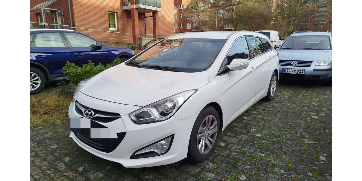 Hyundai i40 155.000 km 6.499 &euro; Hannover 30457
