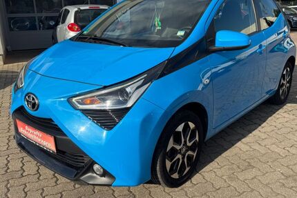 Toyota Aygo (X) 114.500 km 8.300 € Bornheim 76879
