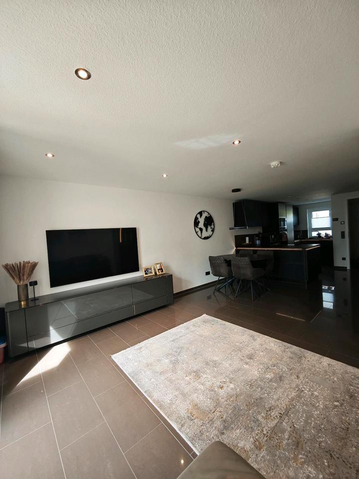 Modernes ReihenhausWohnung in bester Lage von Öhringen