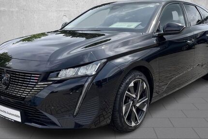 Peugeot 308 49.877 km 18.888 € Stade 21680