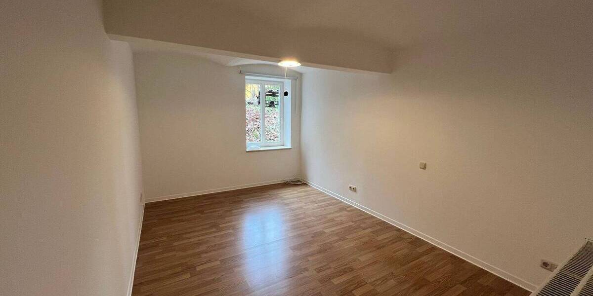 Etagenwohnung Ilmenau - 3 Zimmer, 78 m&sup2;, 126.000&euro; | Angebot:25698517