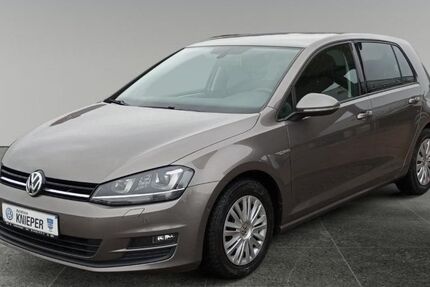 VW Golf 122.950 km 11.900 € Zetel 26340