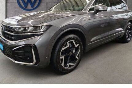 VW Touareg 25.064 km 58.280 &euro; Frankfurt 60326
