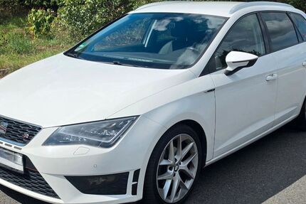 Seat Leon 125.000 km 8.000 &euro; Röderau 01619