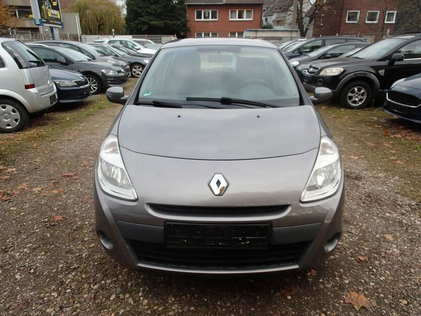 Renault Clio 125.000 km 2.999 € Oberhausen 46149