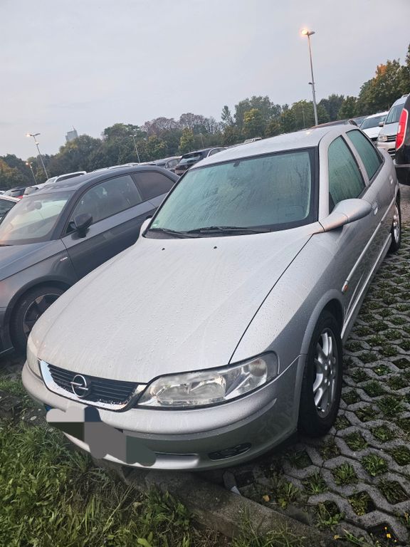 Opel Vectra 117.000 km 799 € Echzell 61209