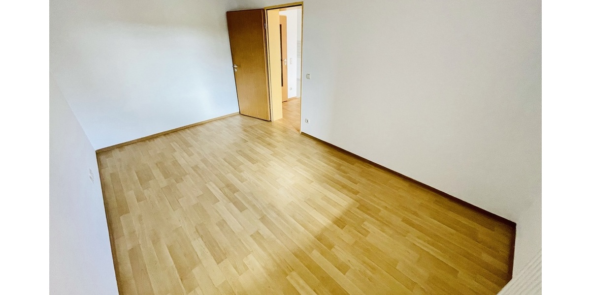 Moderne 2 Raum Wohnung mit Balkon und Aufzug - Nahe der Innenstadt - Etagenwohnung Gera Alt-Bieblach | Angebot:26882417