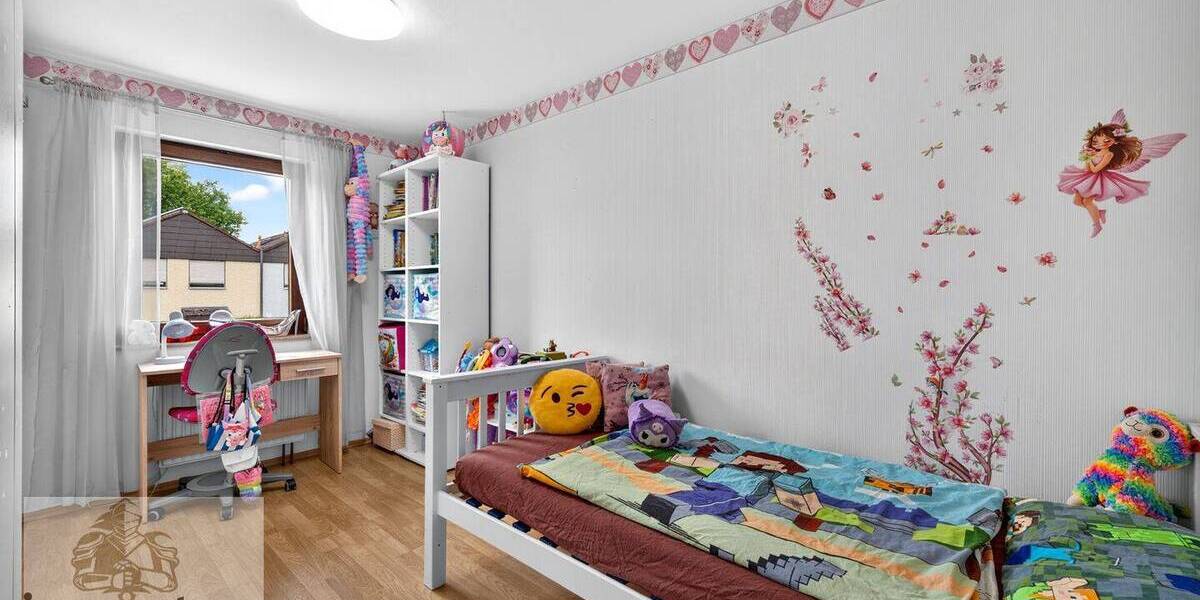 Reihenmittelhaus Heilbronn Sontheim - 6 Zimmer, 122 m&sup2;, 449.000&euro; | Angebot:26920493