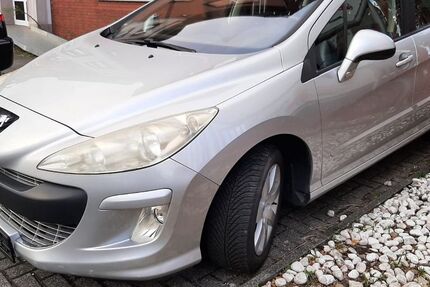 Peugeot 308 110.000 km 3.290 € Gelsenkirchen 45891