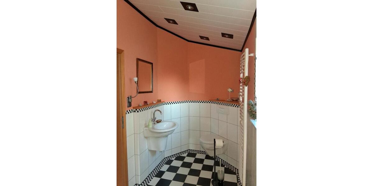 Einfamilienhaus Welling - 5 Zimmer, 185 m&sup2;, 392.000&euro; | Angebot:25299407