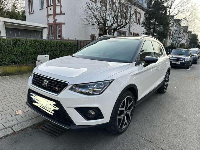Seat Arona 63.100 km 16.500 &euro; Frankfurt am Main, Stadt 60598