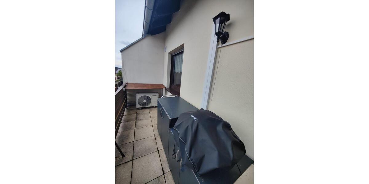 Eigentumswohnung inkl Balkon Glasfaser Klimaanlage 4 zimmer