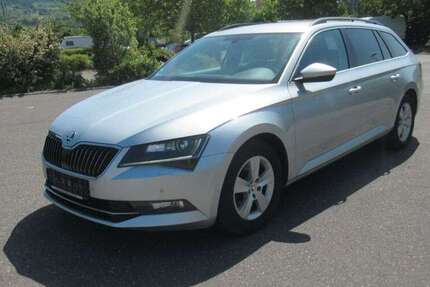 Skoda Superb 212.000 km 11.400 &euro; Tauberbischofsheim 97941