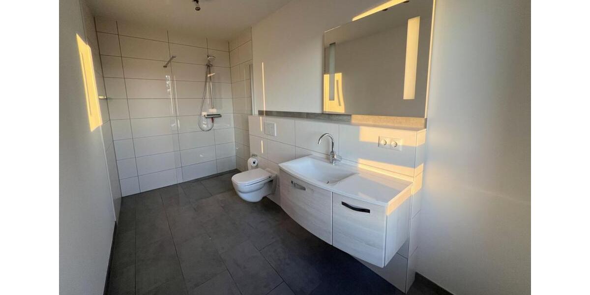 Attraktive Terrassenwohnung mit Panoramablick und Aufzug - in Herborns schönster Wohnlage 2 zimmer