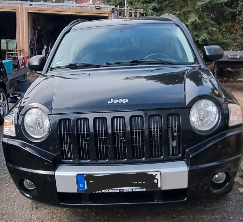 Jeep Compass 154.925 km 3.500 € Helsa 34298