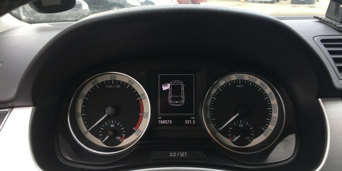 Skoda Fabia Edition,Klima,Temp,Regens.,Alu,usw.! 167.800 km 6.900 &euro; Himmelkron 95502