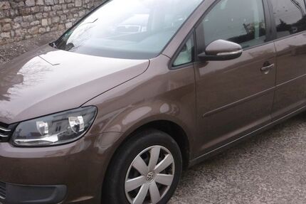 VW Touran 225.000 km 4.900 &euro; Kitzingen 97318